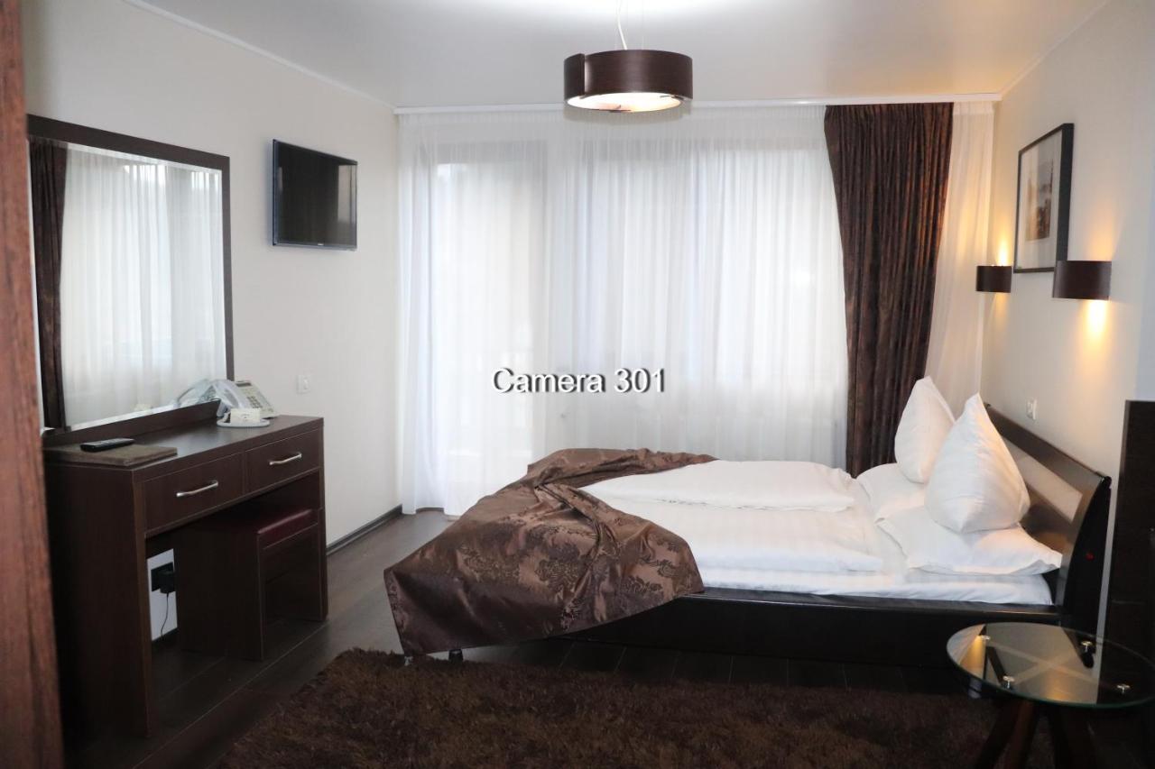 Hotel Complex Cochet Buşteni Zewnętrze zdjęcie