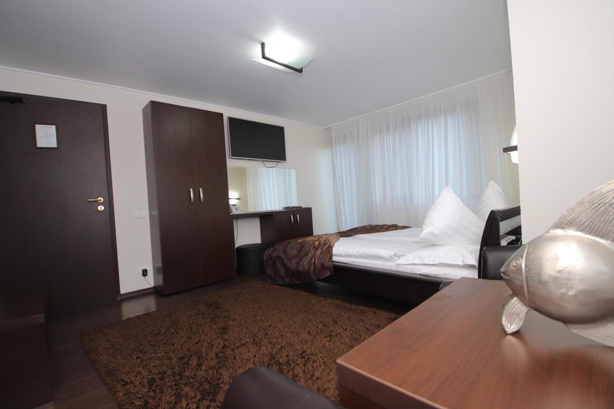 Hotel Complex Cochet Buşteni Zewnętrze zdjęcie
