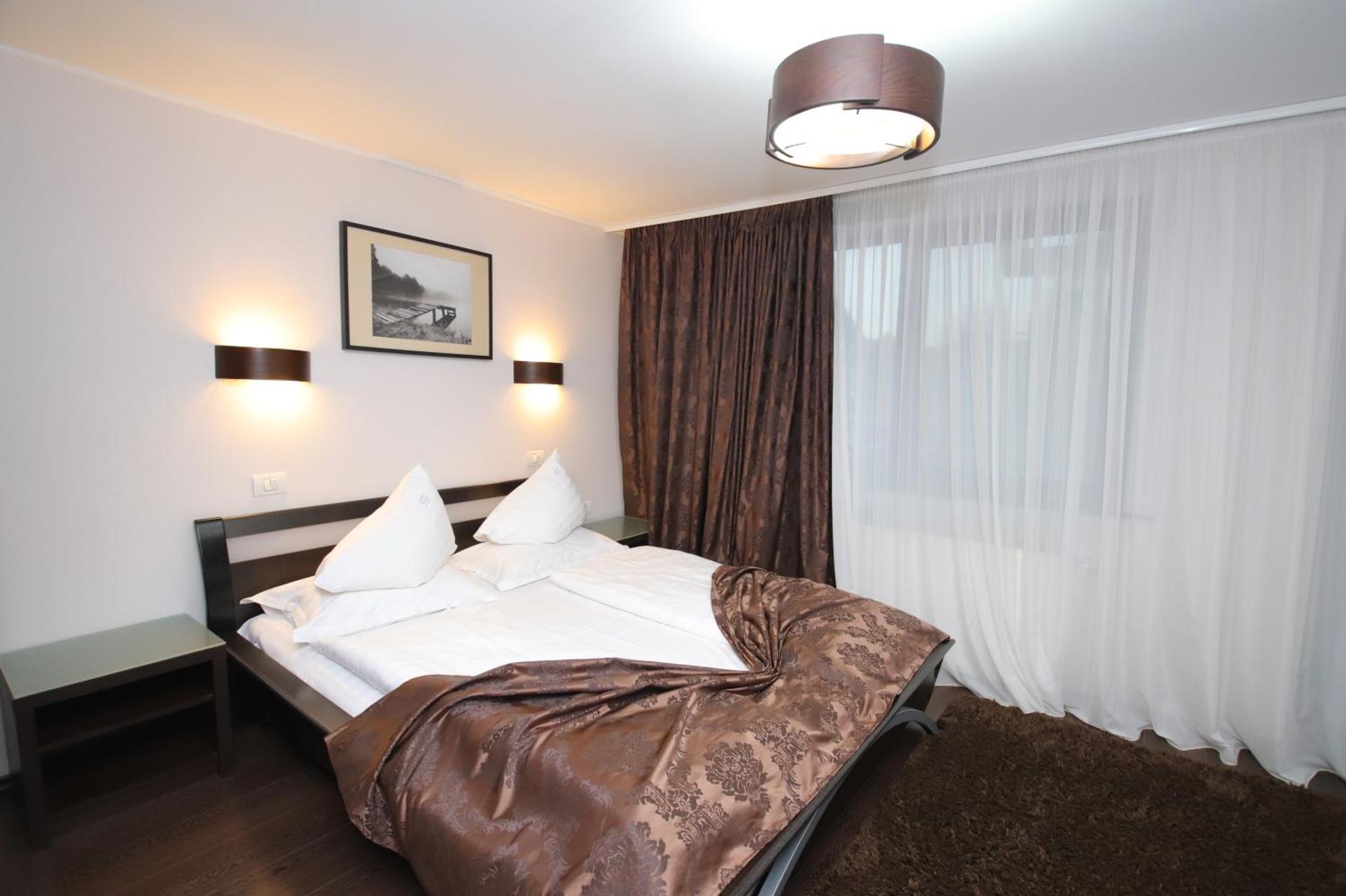 Hotel Complex Cochet Buşteni Zewnętrze zdjęcie